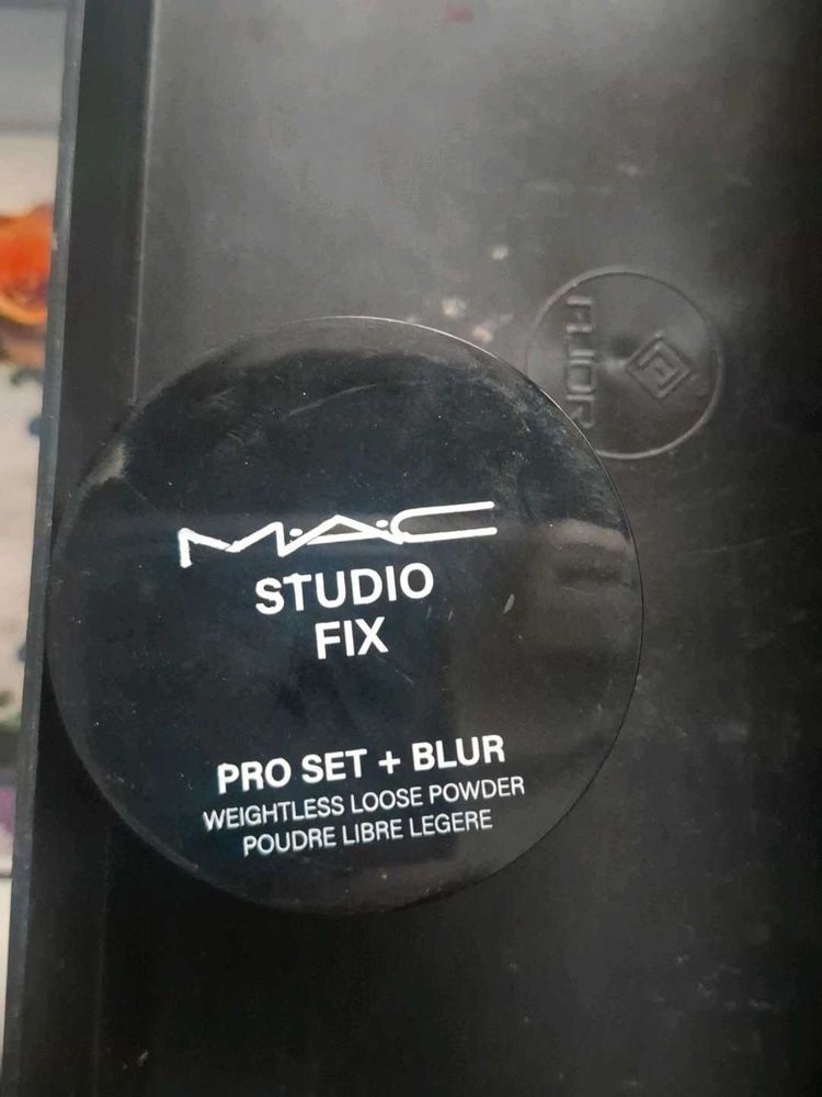 MAC Studio Fix Pro Set + Blur Powder