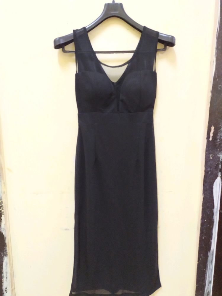 Elegant Black Bodycon Midi Dress