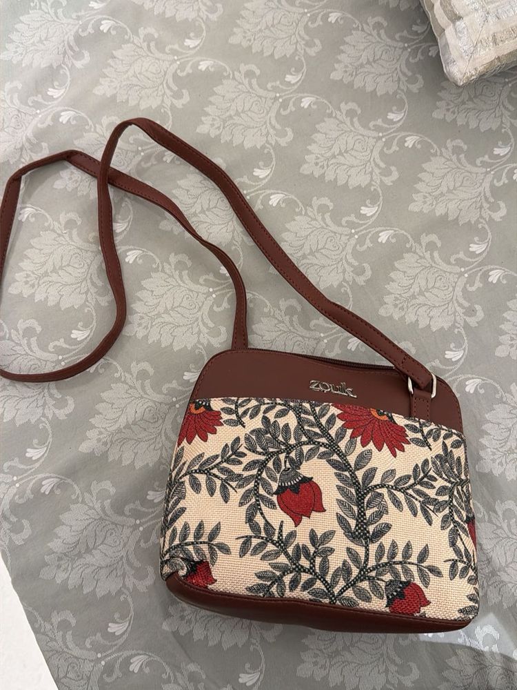 Chic Floral Print Crossbody Bag