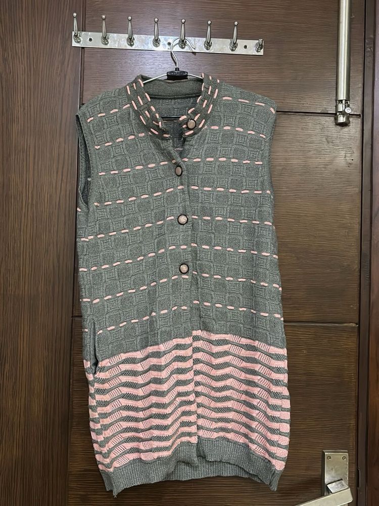 Stylish Knit Half sleeve jacket