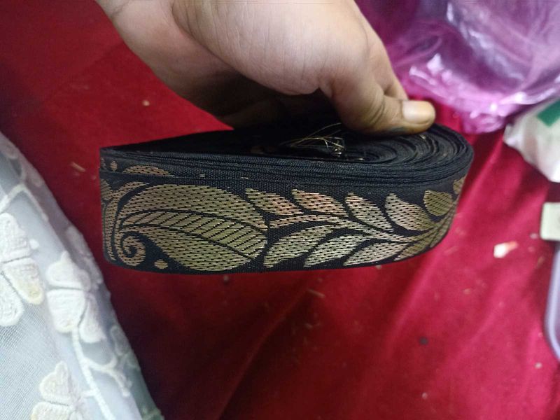 Black &amp; Gold Floral Trim