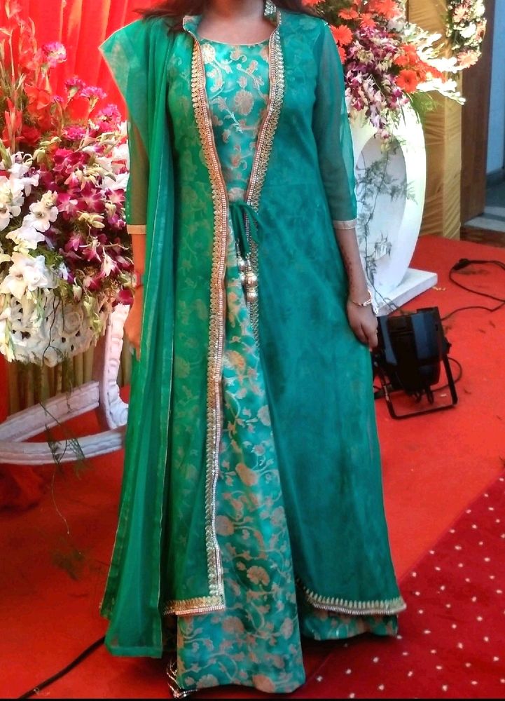 Stunning Teal &amp; Gold Anarkali Suit