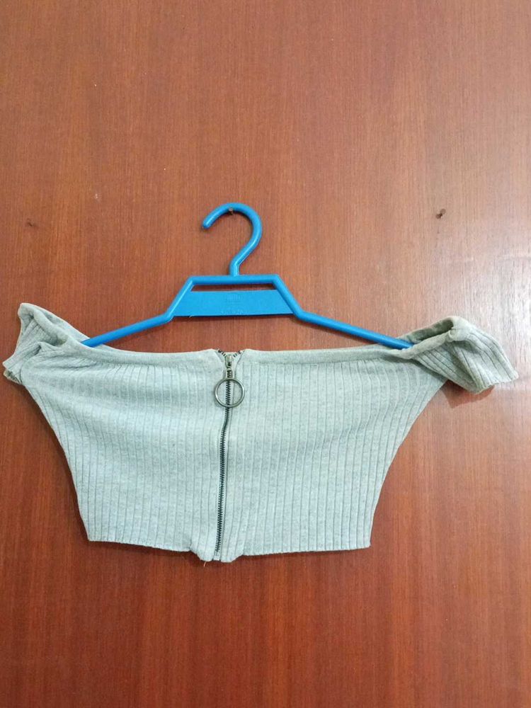 Off-Shoulder Zipper Top
