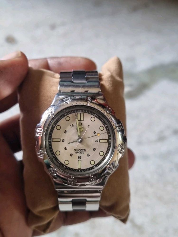 Swatch Swiss Watch glass broken