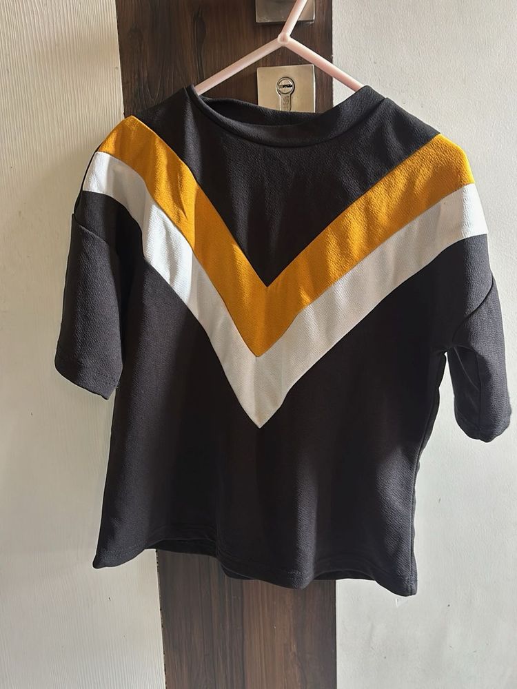 Stylish Chevron Print T-Shirt