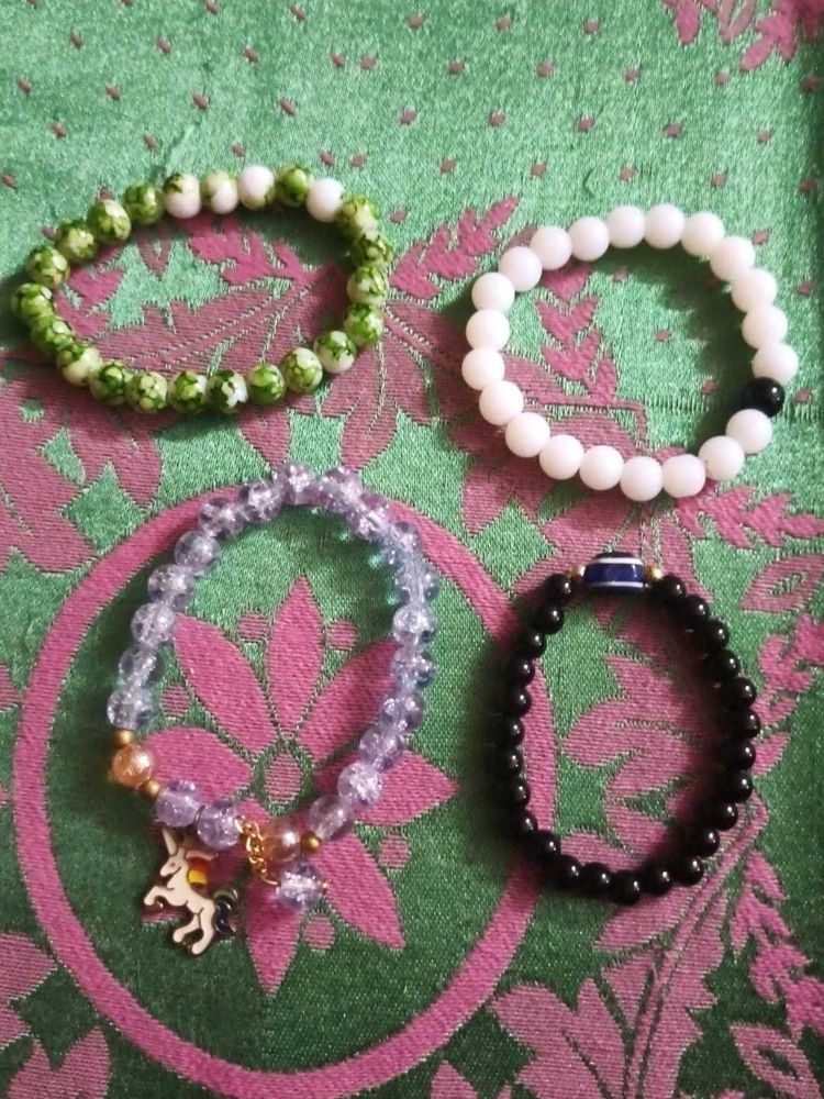 Set of 4 Beaded Bracelets – Unicorn Charm, Marble