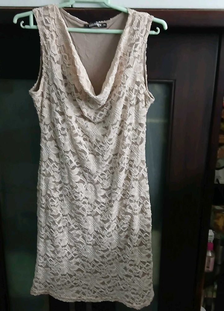 Elegant Lace Dress - M/L Size