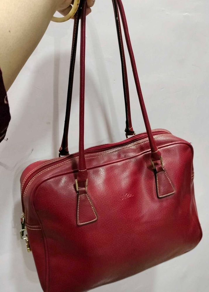 Chic Red Leather Handbag