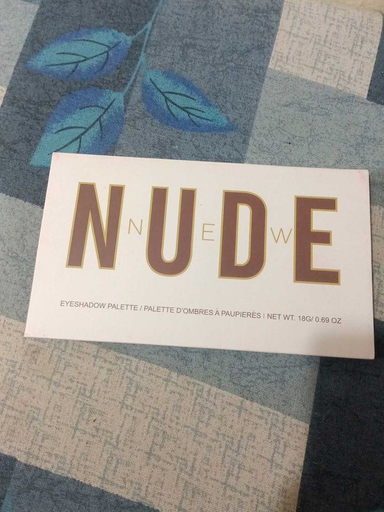 Nude Eyeshadow Palette