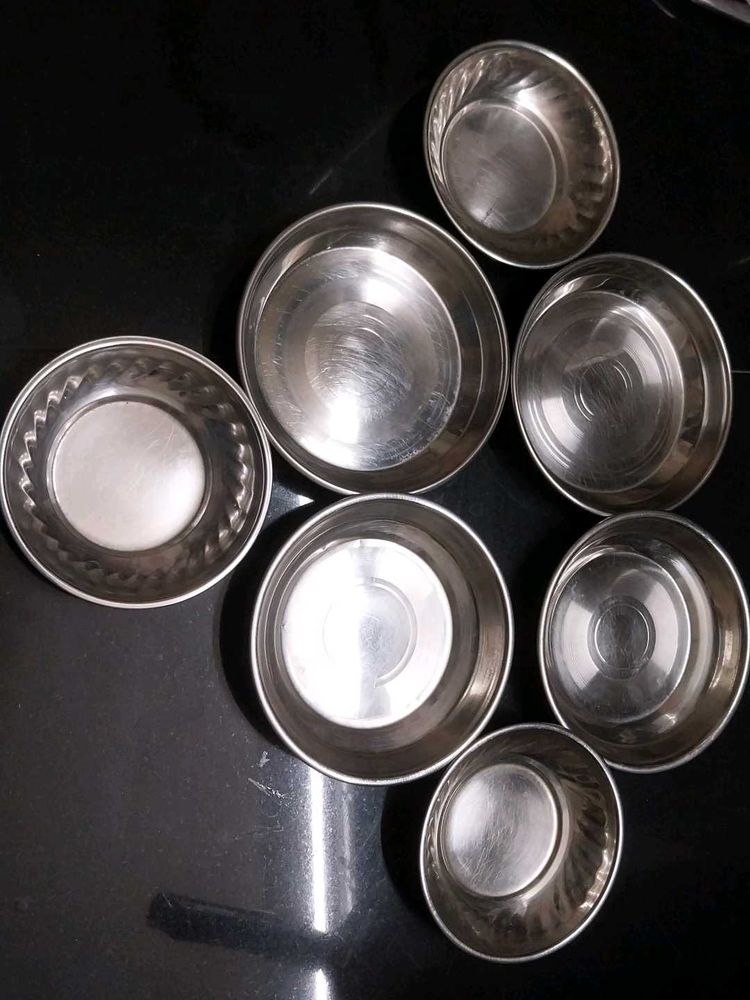 Set of Stainless Steel Bowls