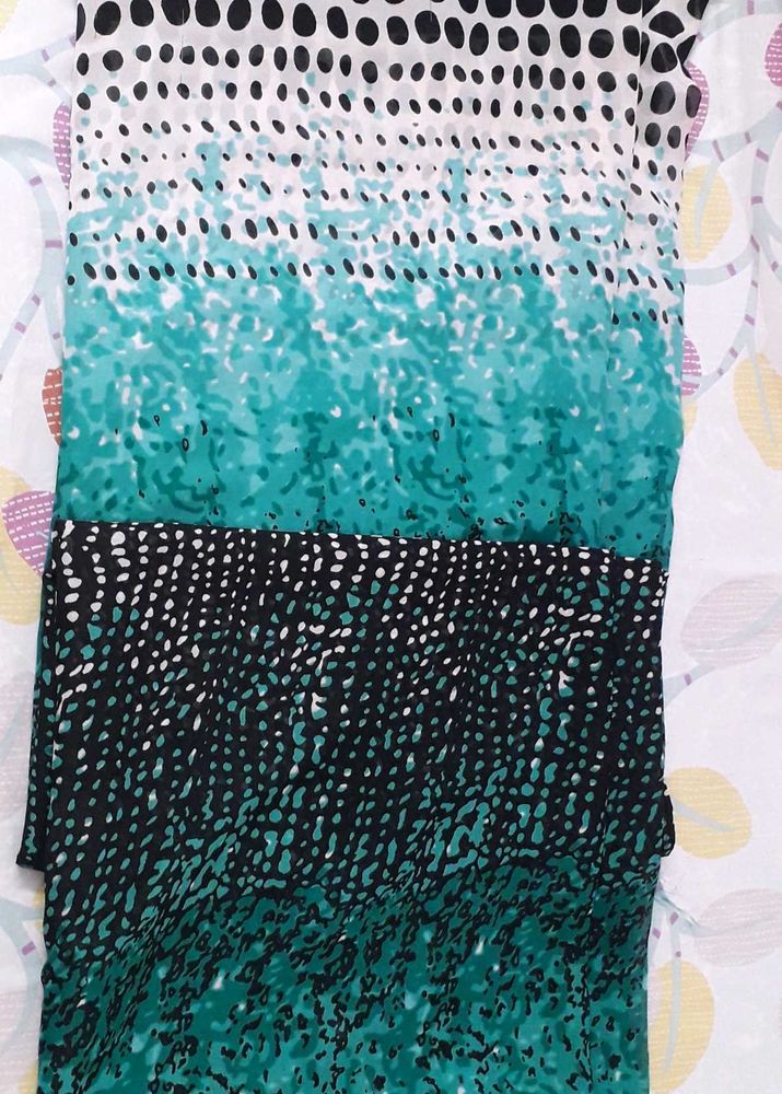 Aqua &amp; Black Polka Dot Print Fabric Saree n Blouse