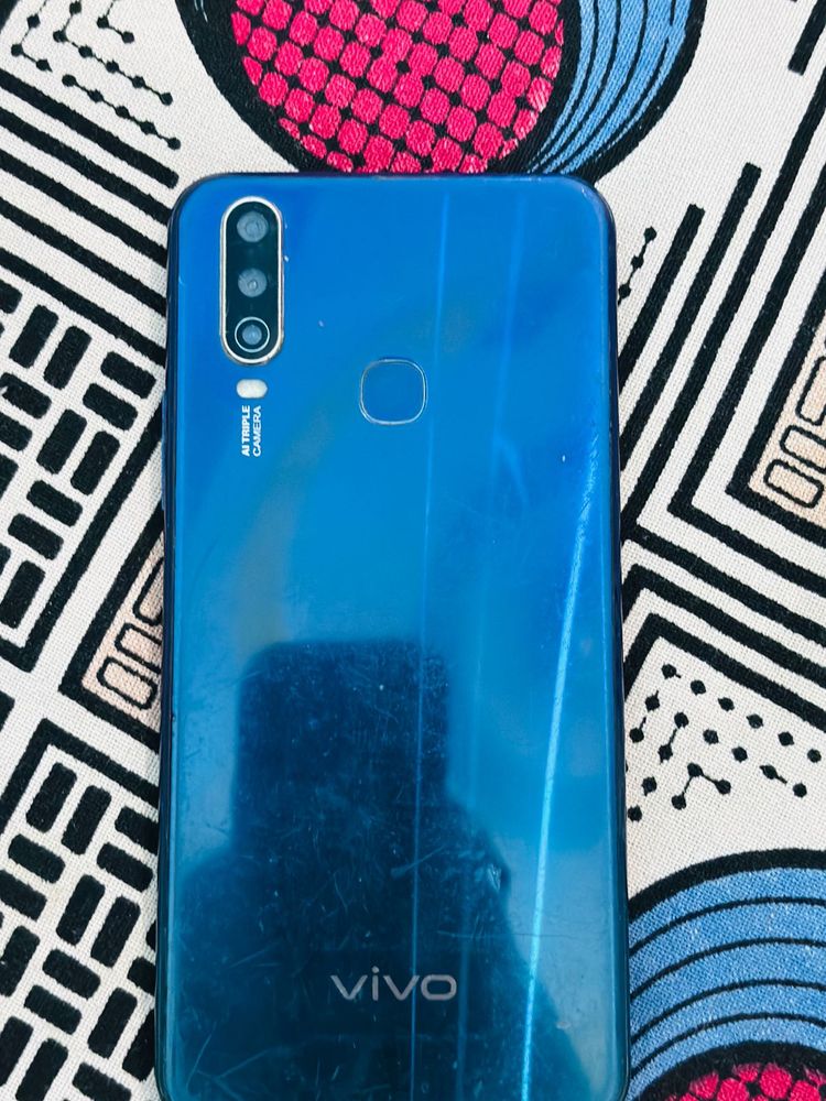 📱 Vivo Smartphone – Premium Look