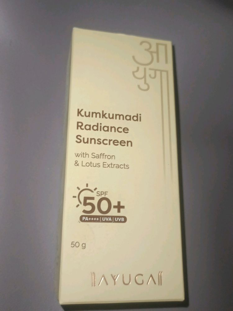 AYUGA KUMKUMADI RADIANCE SUNSCREEN SPF50+