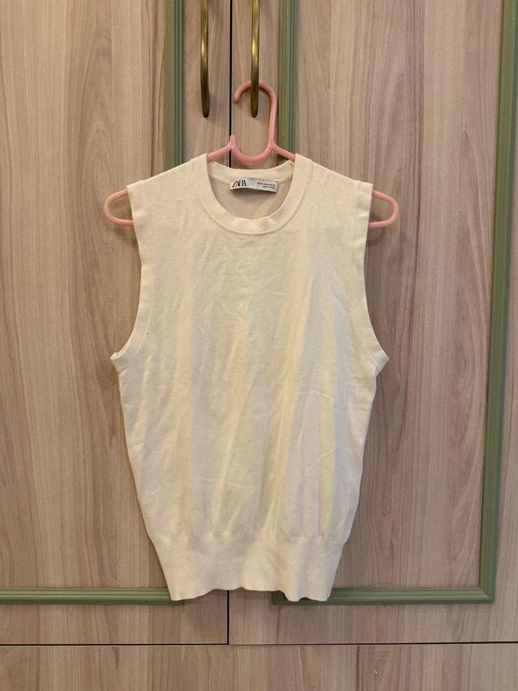 Cream Sleeveless Knit Top