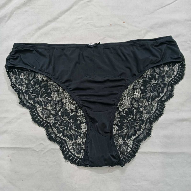 Black Lace 🤎 Trim Briefs