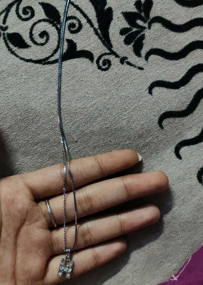 Silver Letter Pendant Necklace( h )