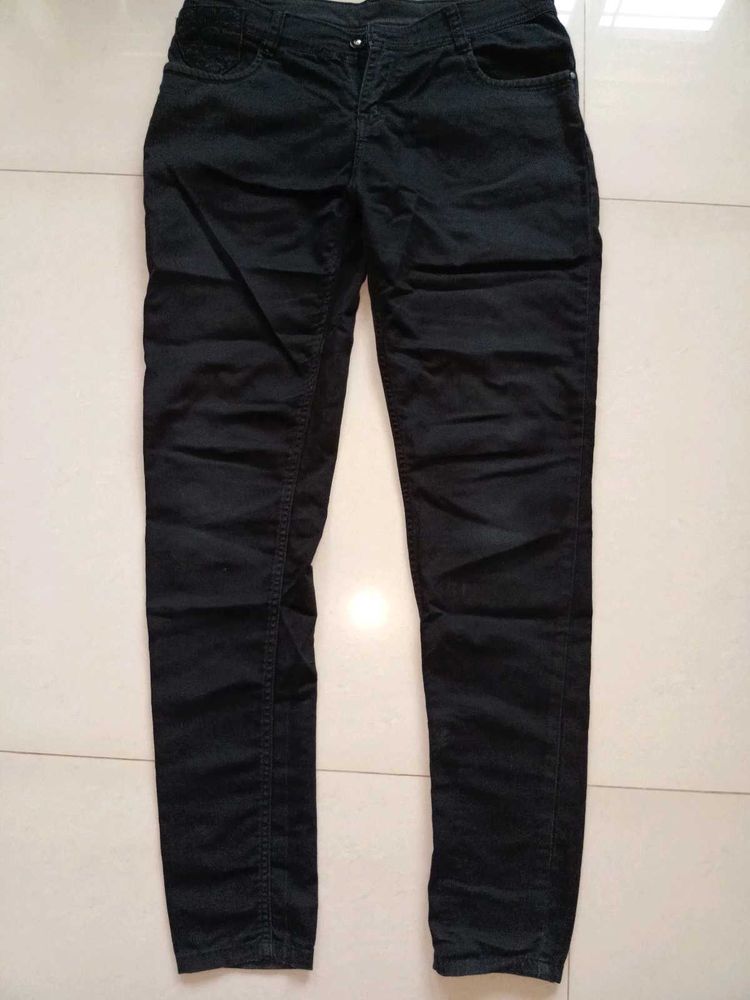 Black Slim Fit Jeans