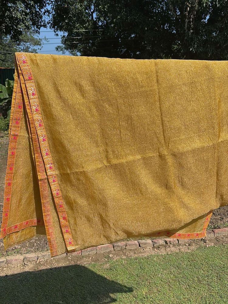 Yellow saree with Banarasi Border and blouse piece