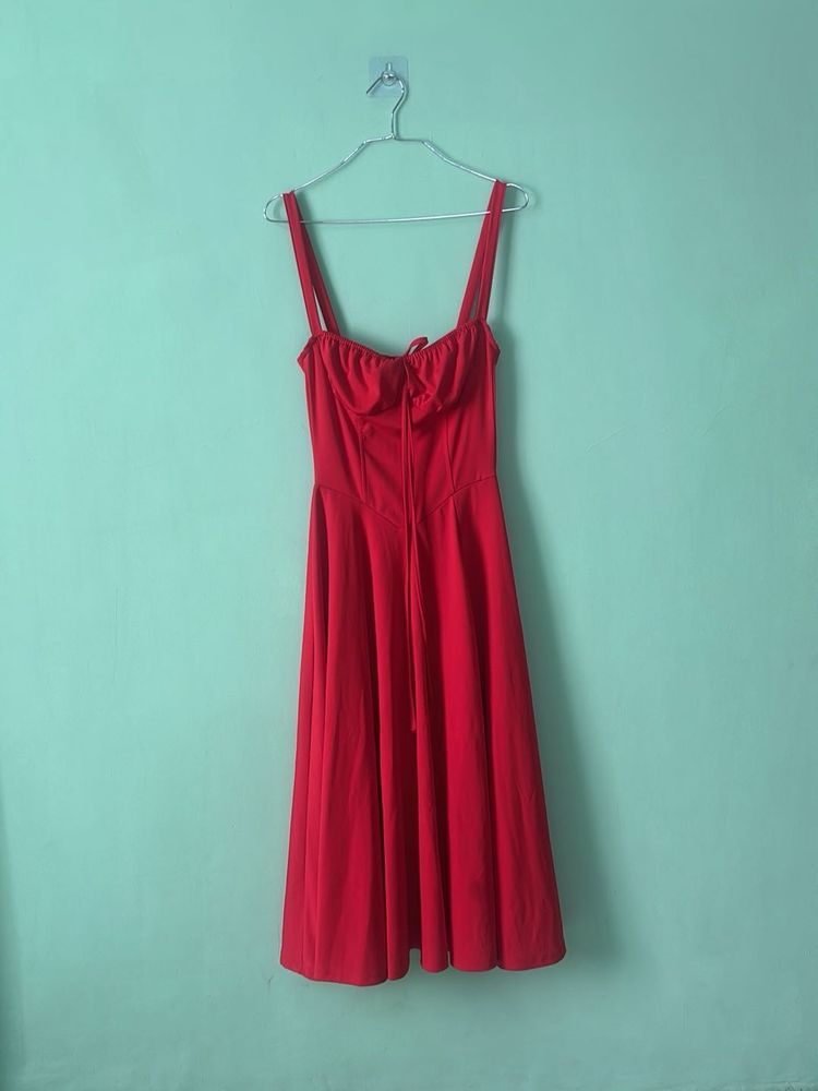 Chic Red Midi Dress