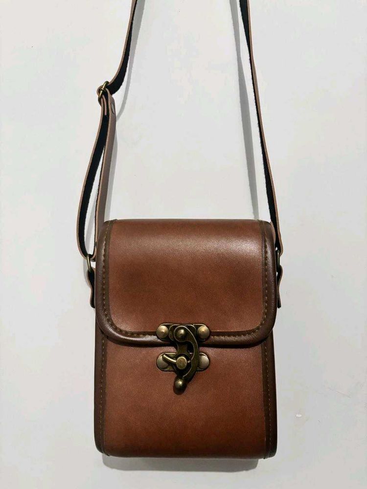 Vintage Brown Leather Crossbody Bag