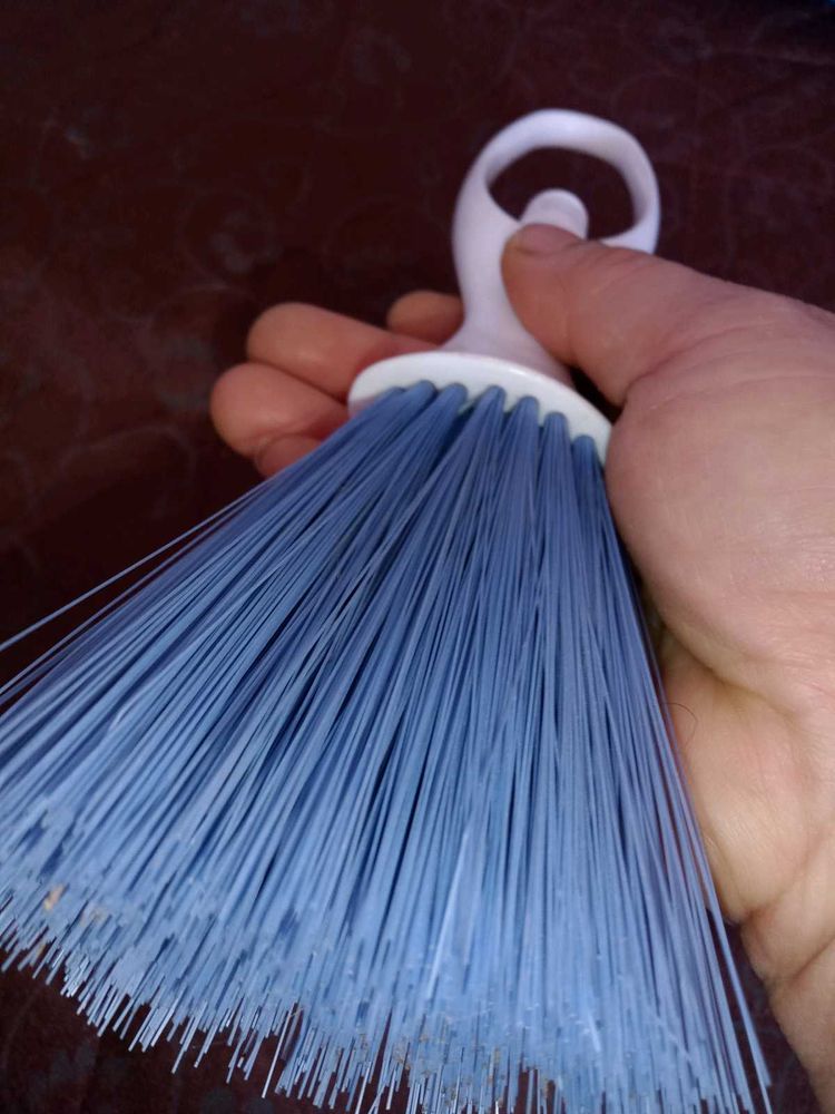 Mini Dusting Brush