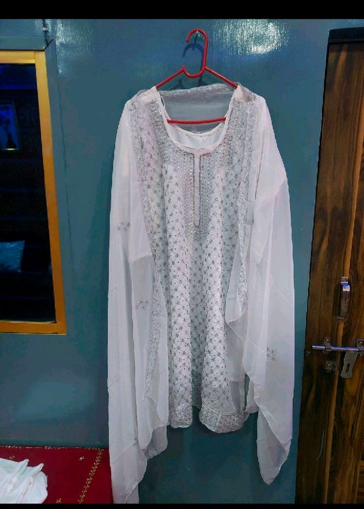 Pakistani Kurti Suits