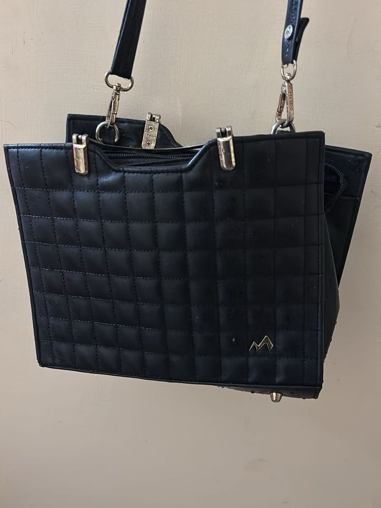 Chic Quilted Black Handbag