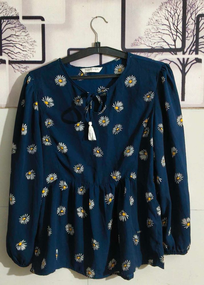 Blue Daisy Print Peplum Top