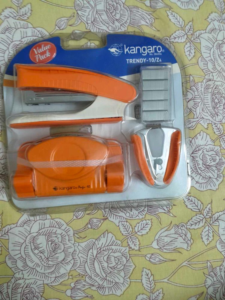 FREE...KANGARO Stapler &amp; Puncher Set
