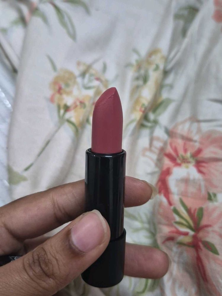 Ruby's organics Matte Lipstick Apricot shade
