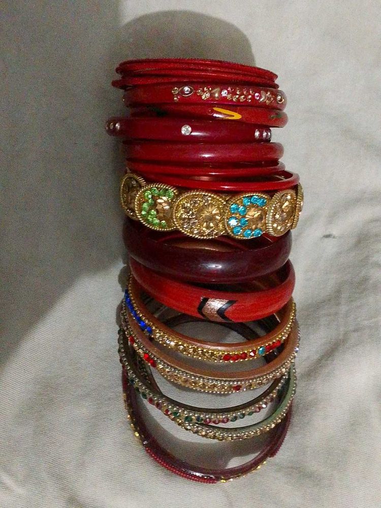Set of Beautiful Bangles