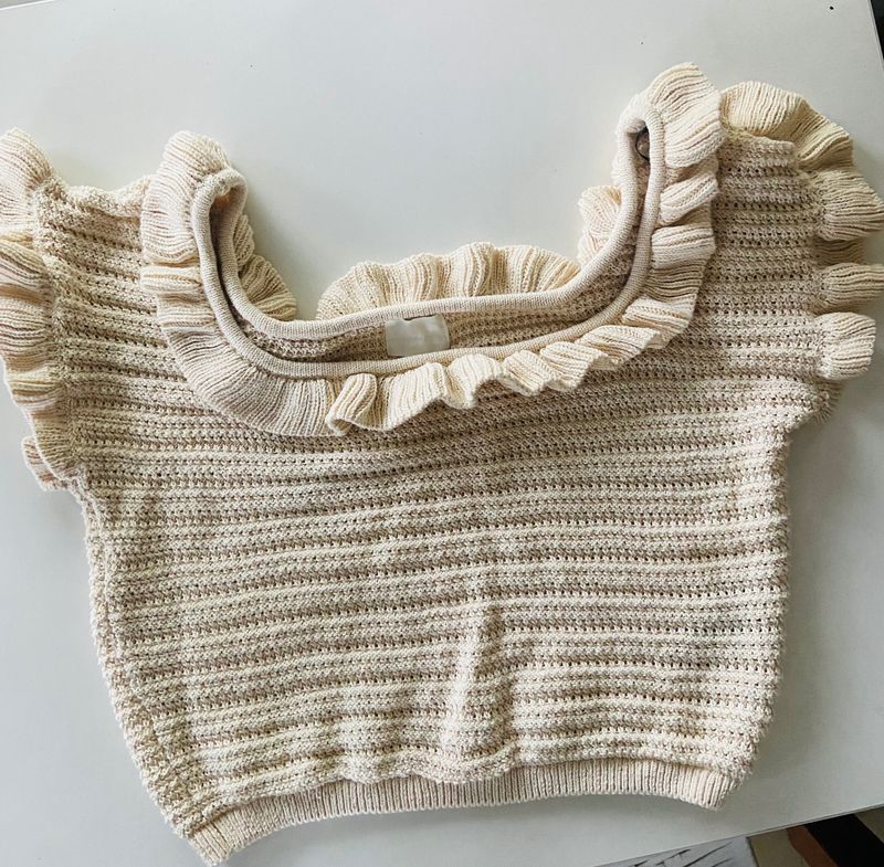 H&amp;m Ruffled Top