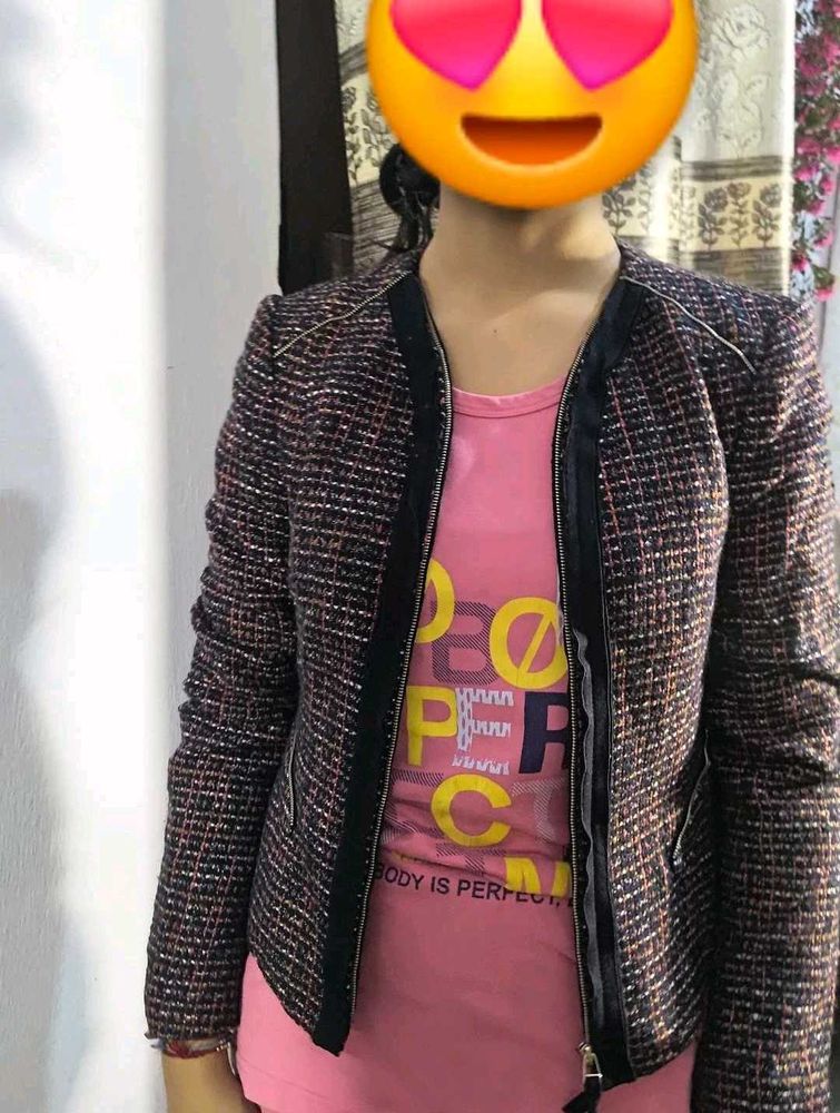 Chic Tweed Zip-Up Jacket
