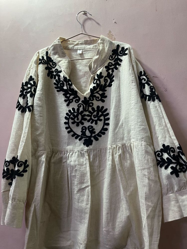 Elegant Embroidered Kurta