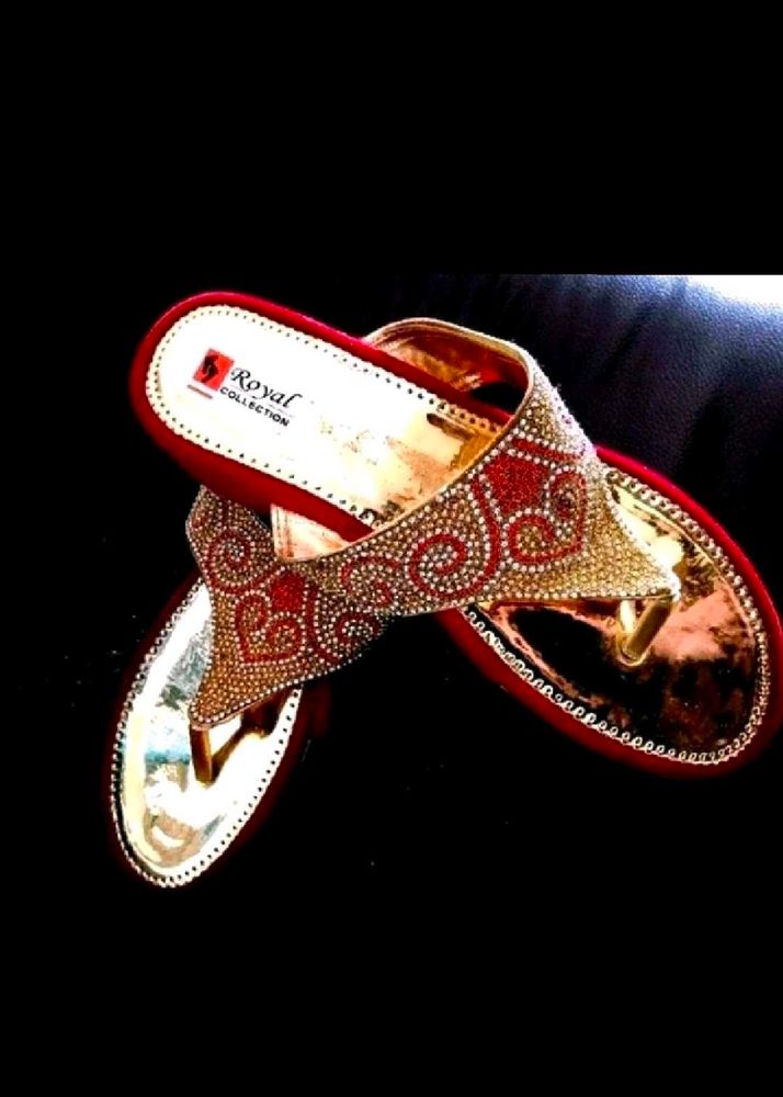 Elegant Red &amp; Gold Flats