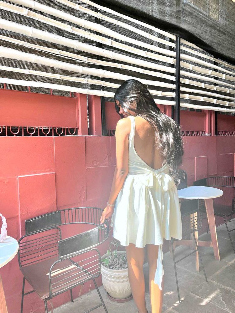 Elegant white Backless Mini Dress