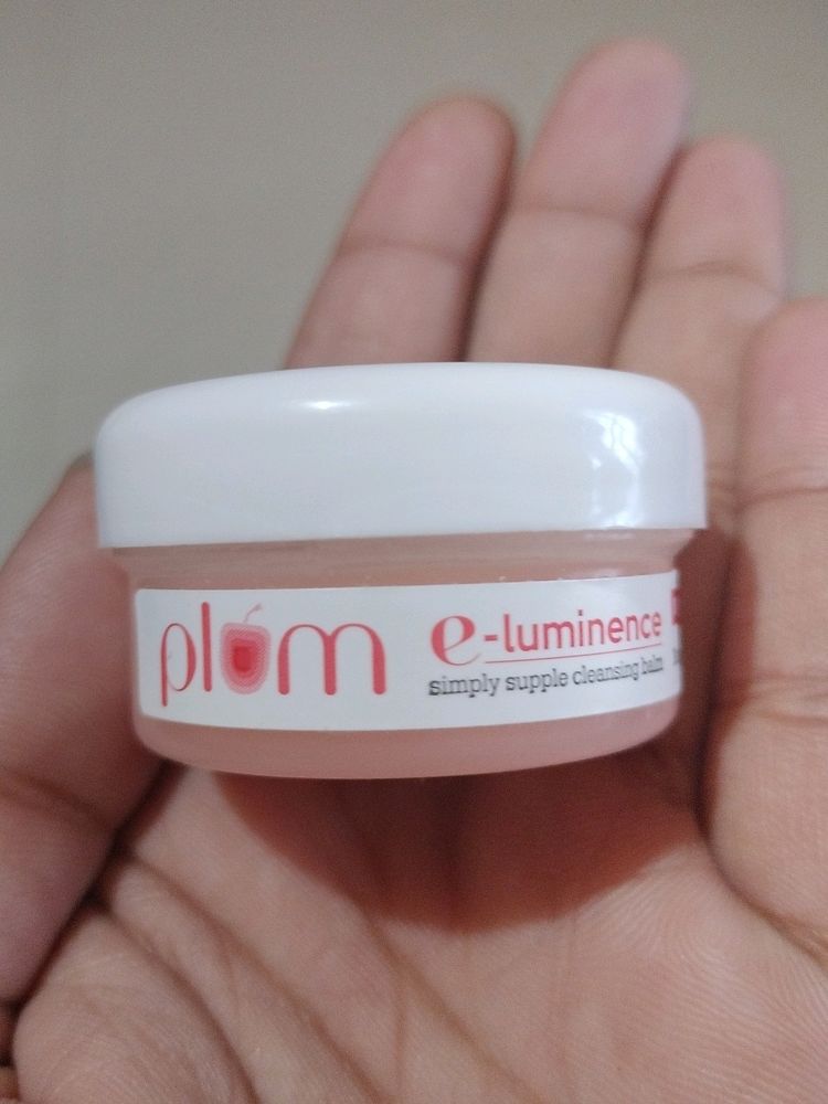 Plum Makeup Removing Blam