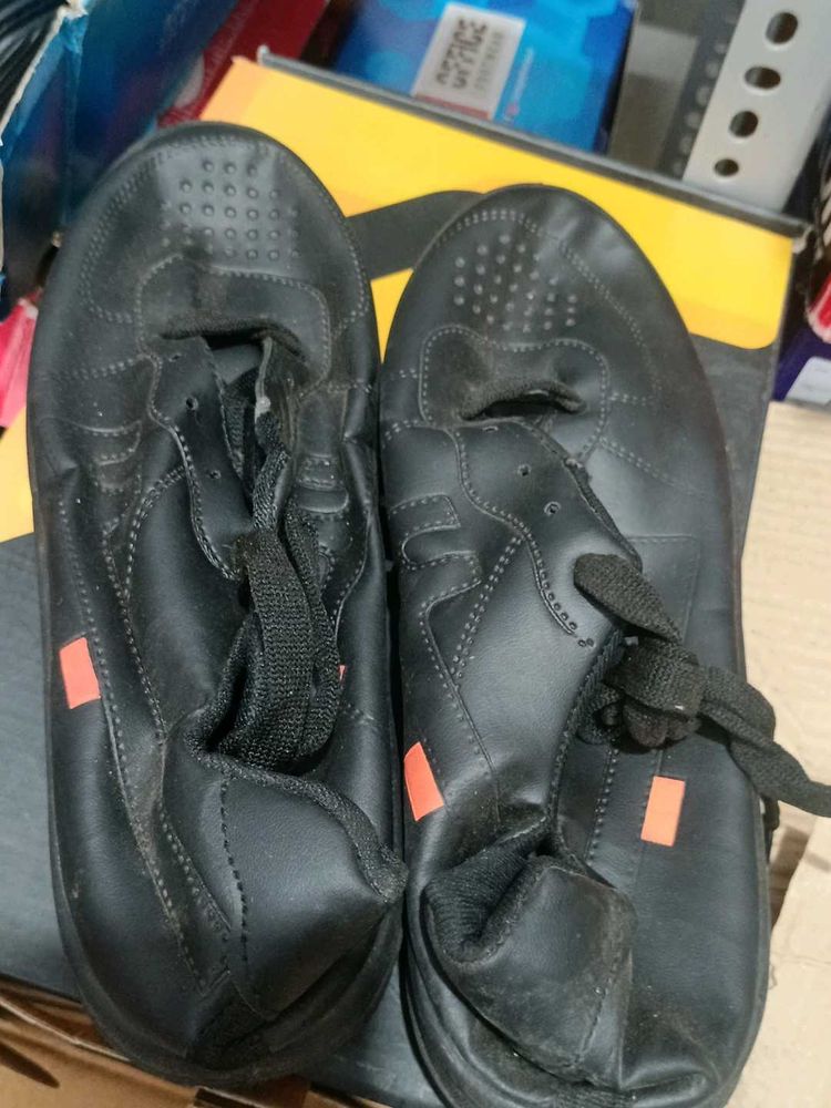 Men's Black Casual Shoes