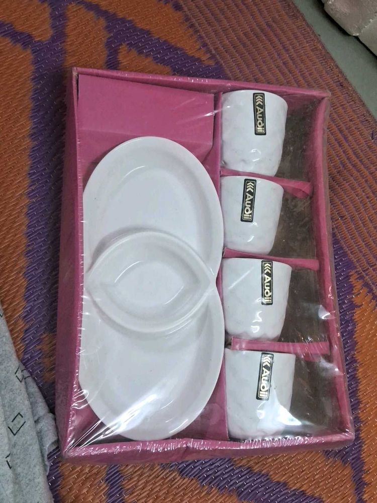 Elegant White Dinnerware Set