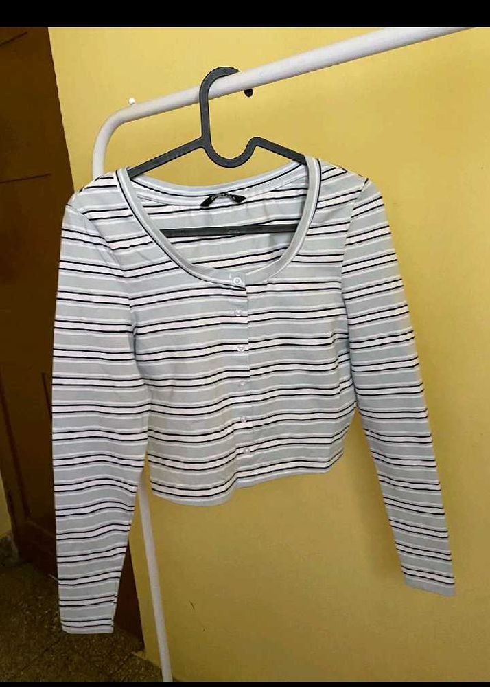 Striped Cropped Long Sleeve Top