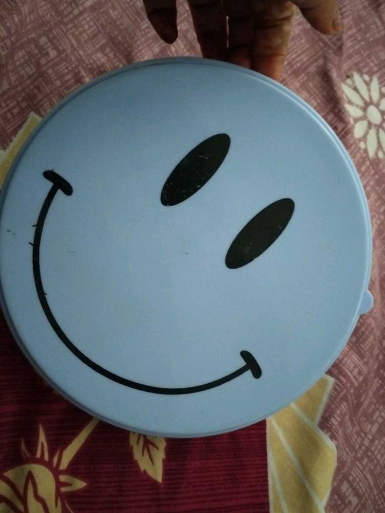 Cute Smiley Face Lunch Box