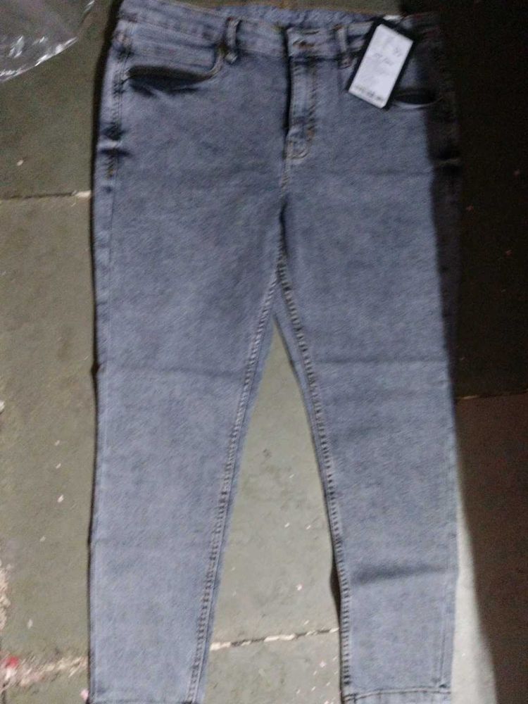 Light Wash Denim Jeans