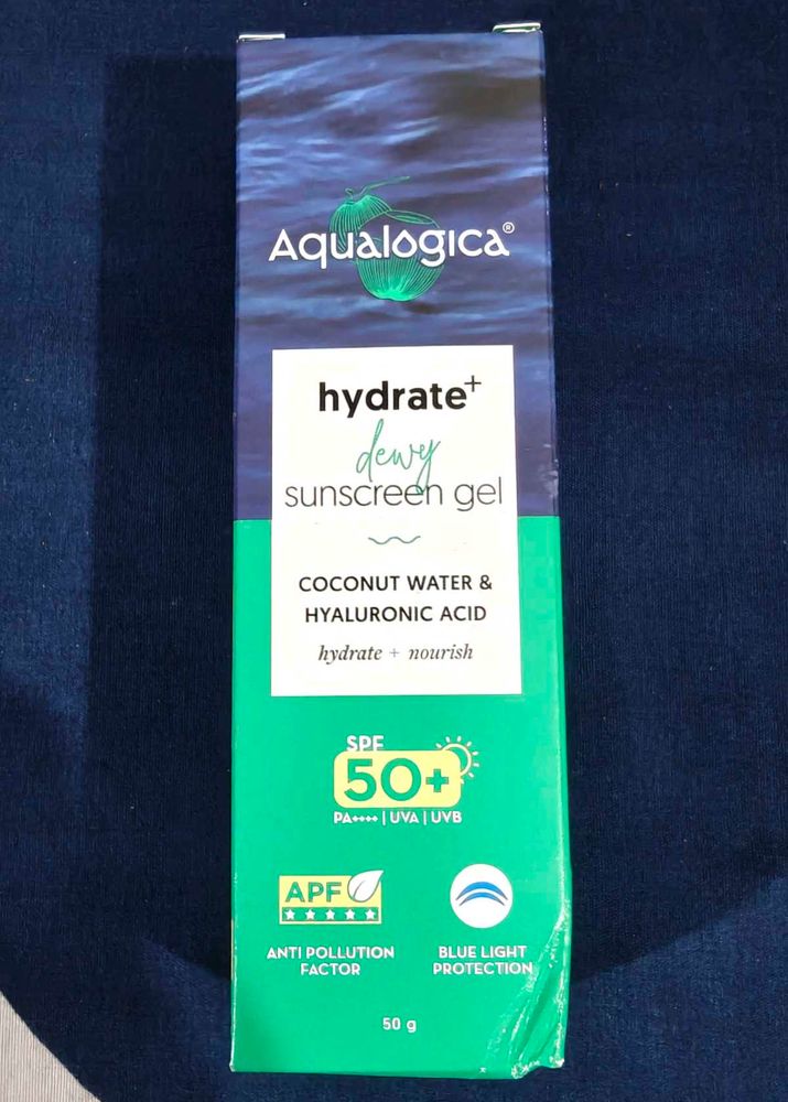 Aqualogica Hydrate+ Dewy Sunscreen Gel