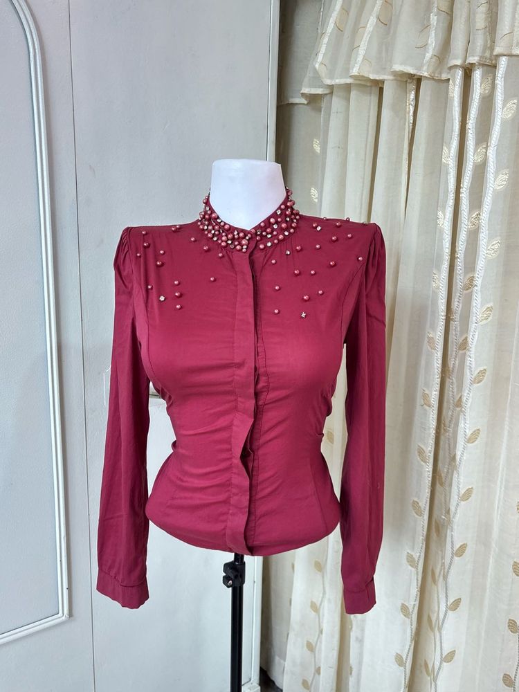 Beaded Collar Long Sleeve Top