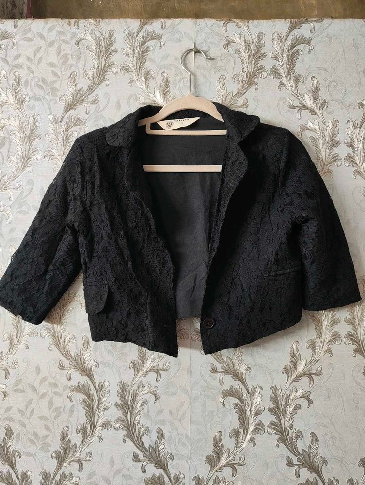 Elegant Black Lace Cropped Jacket