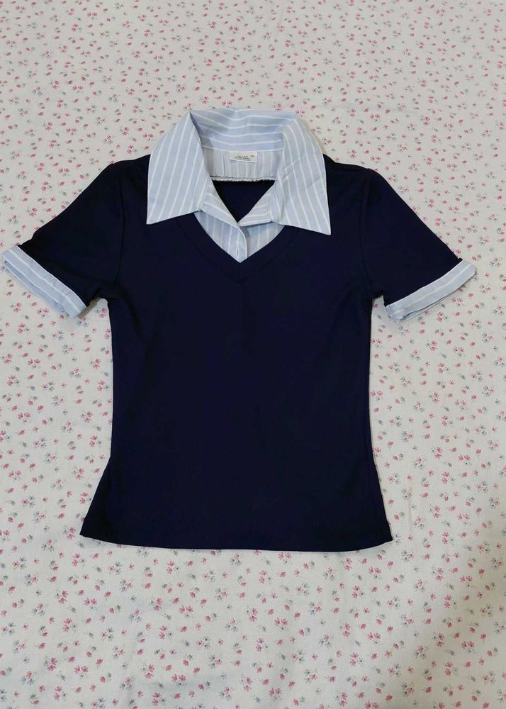 Chic Navy Blue Collared Top