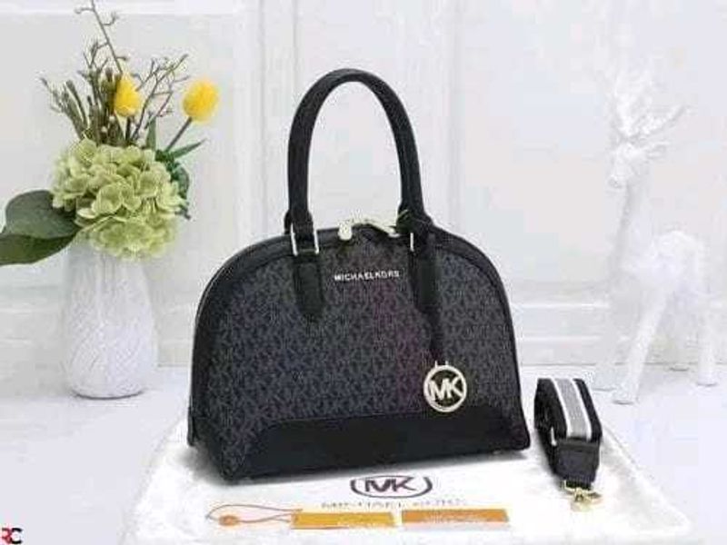 MICHAEL KORS*  *ALMA  DOME SATCHEL BAG*