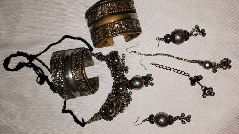 Vintage Tribal Jewelry Set