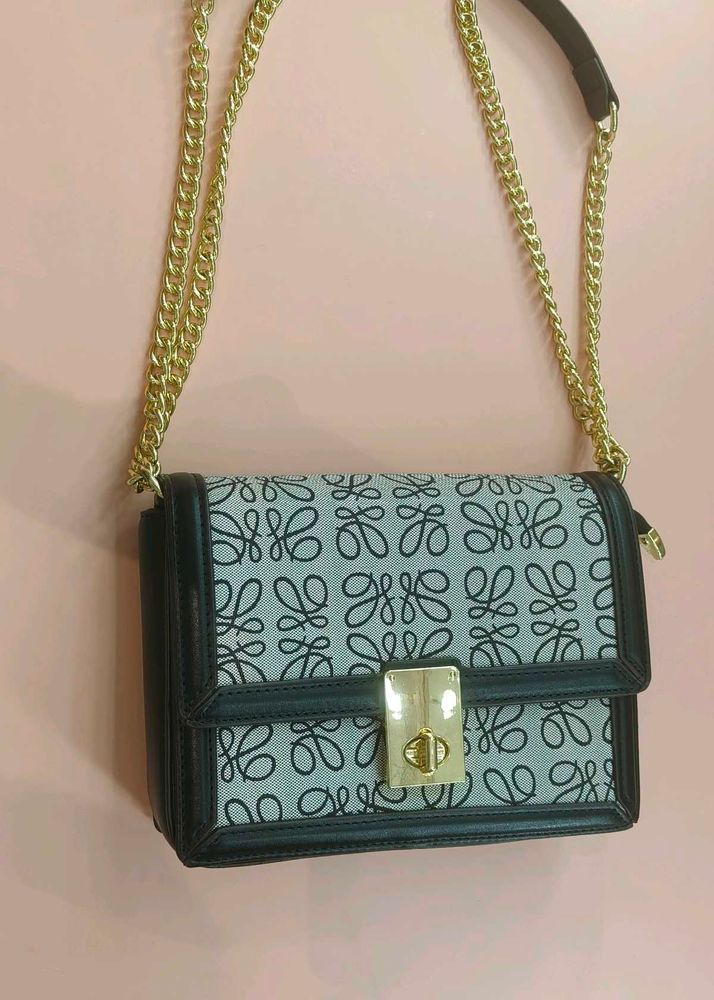 Stylish Crossbody Bag