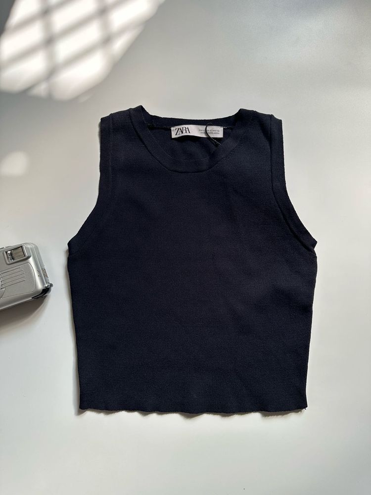 Zara Black Ribbed Cropped Tank Top